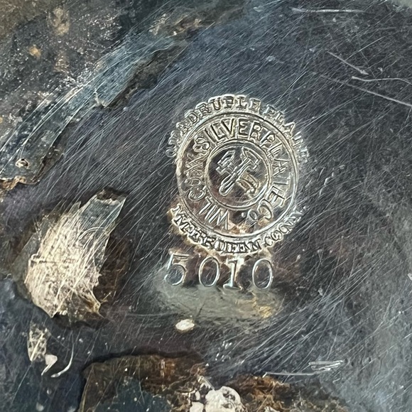 Antique Wilcox Kettle - Picture 10 of 11